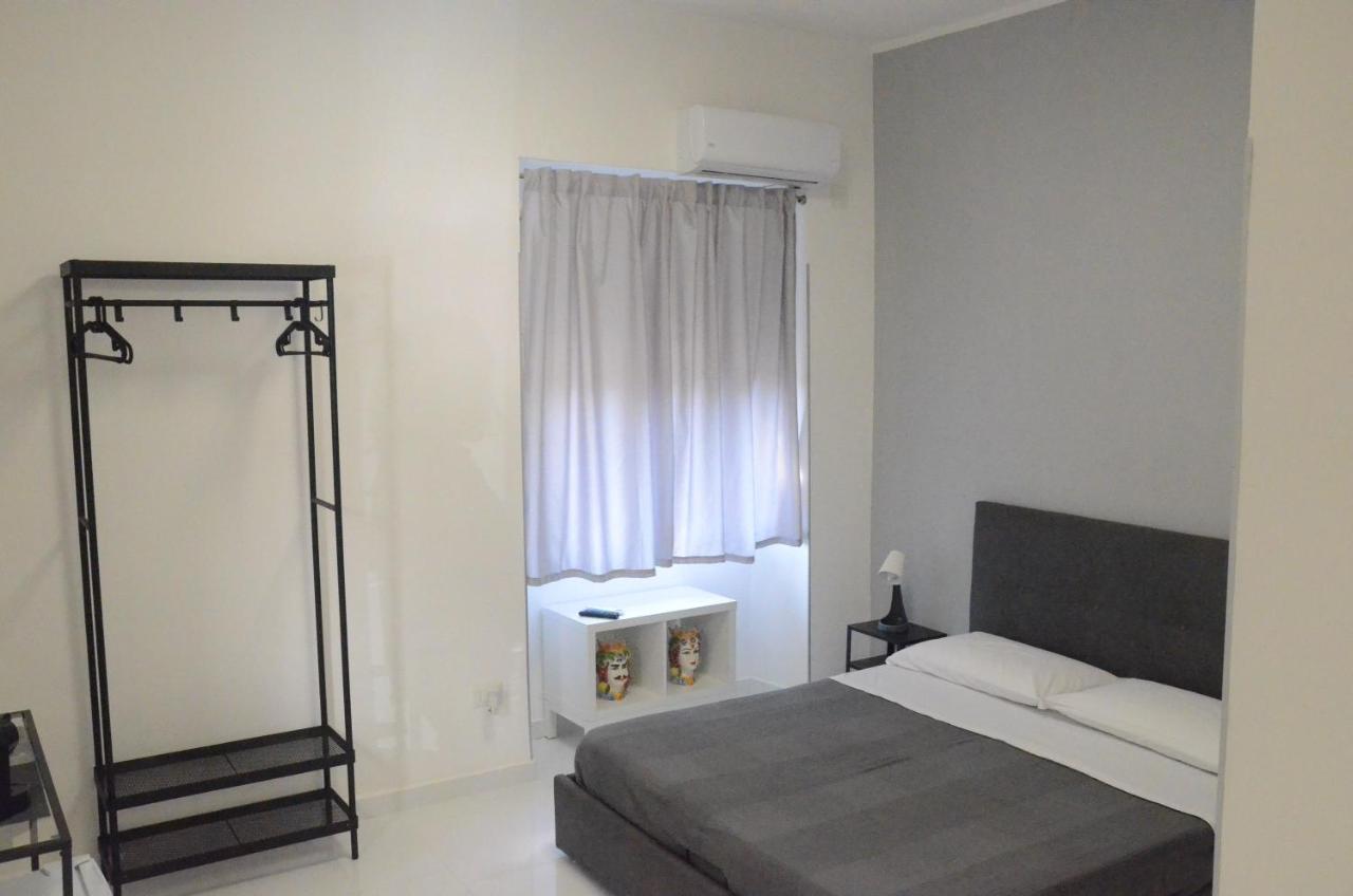 Appartement Casa Gale - House In Catania Center Extérieur photo